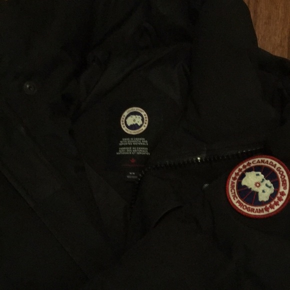 Size medium Canda Goose all black